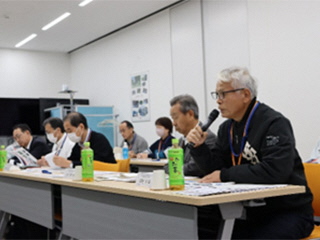 Visits to Fukushima Prefectural Centre for Environmental Creation1