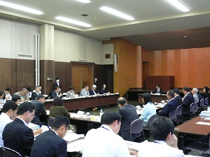 写真　審議会 251015