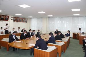 議会運営委員会の写真