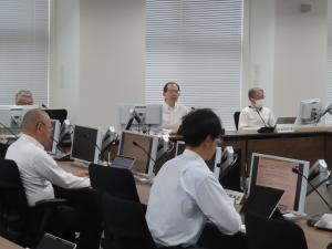 知事