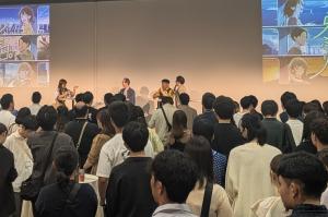 オープニングトークセッションの様子