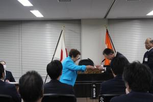 長尾トモ子議員の写真