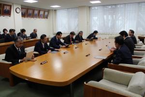 各派交渉会の写真