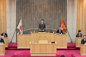 12月定例会閉会の議長挨拶の写真