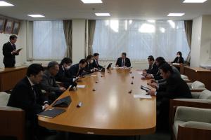 正副委員長会議の写真