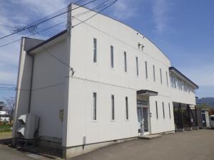 社屋1