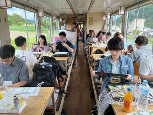 車内１