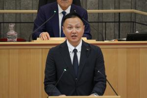 一般質問（山田真太郎議員）の写真