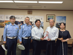 音の出る信号機寄贈式の写真